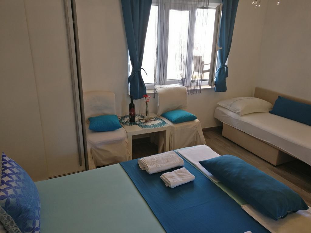 Apartments Veronika Makarska Esterno foto
